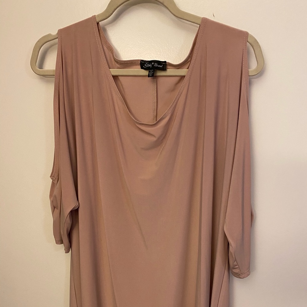Slinky cold shoulder tunic top - size 2X